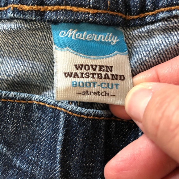 Old Navy Maternity Under Belly Cropped Jeans SZ 8 - Picture 5 of 10